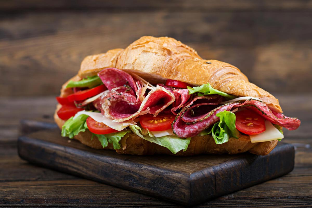 Read more about the article 17+ Quick and Delicious Breakfast Ideas (2022)